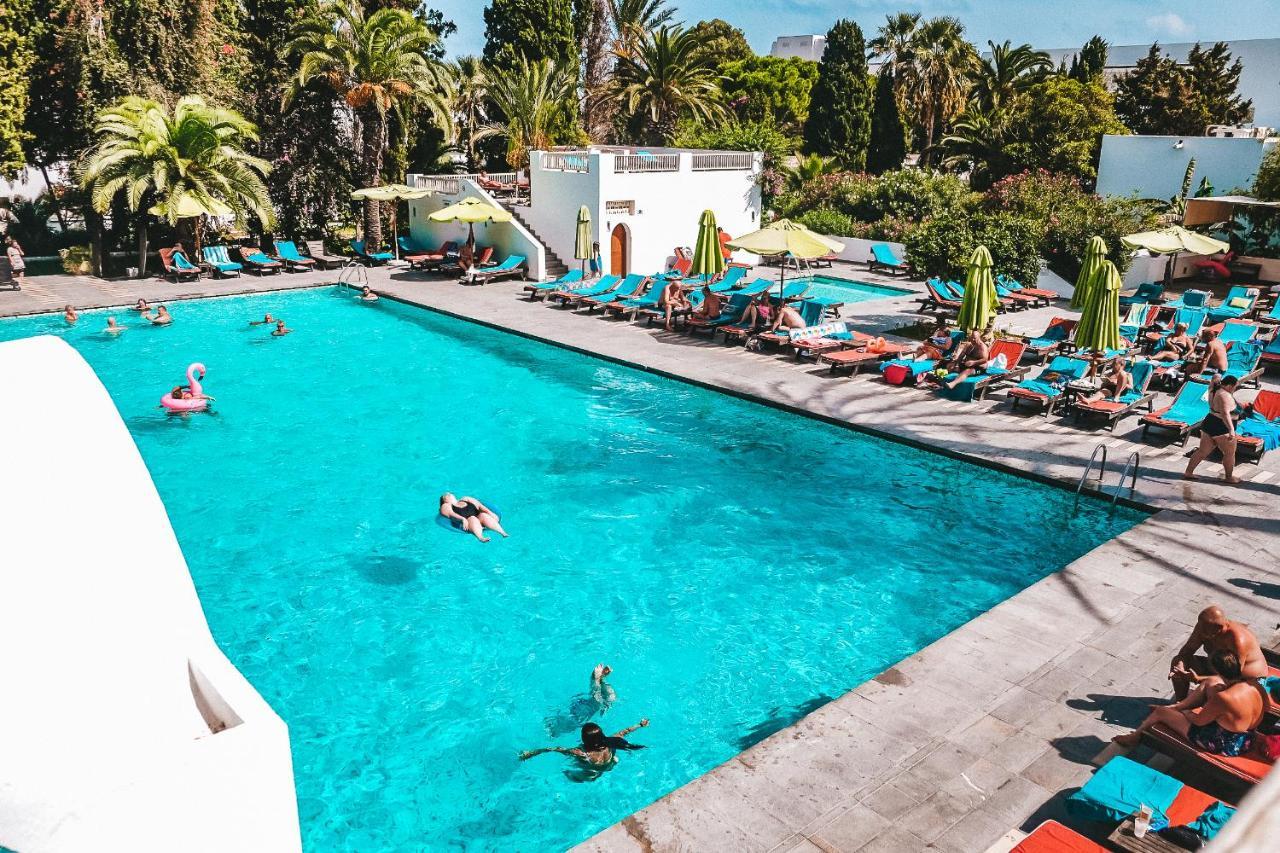 Hotel The Orangers And 4*